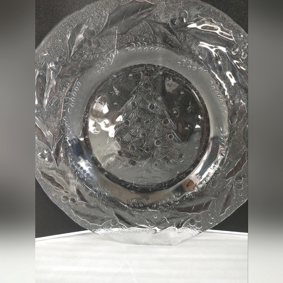 Arcoroc HOLLY TREE Glass Salad Plate Replacement Poinsettia's France Embossed Vt - Picture 8 of 12